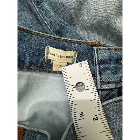 Madewell Jeans Women's Size 25 Cali Demi-Boot Flat w Frayed Hem - Picture 3 of 8